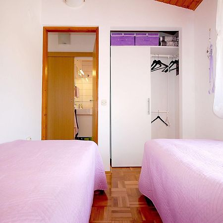 Apartment Bedenikovic By El-Pi Tours Malinska Eksteriør billede