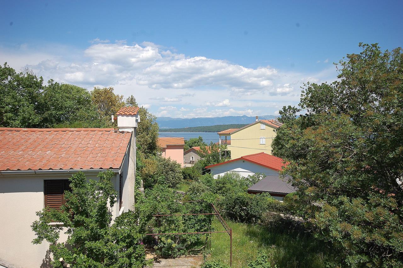 Apartment Bedenikovic By El-Pi Tours Malinska Eksteriør billede